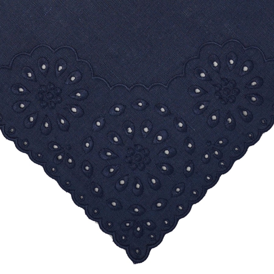 Homeware Chefanie | Blue Eyelet Dinner Napkins (4)